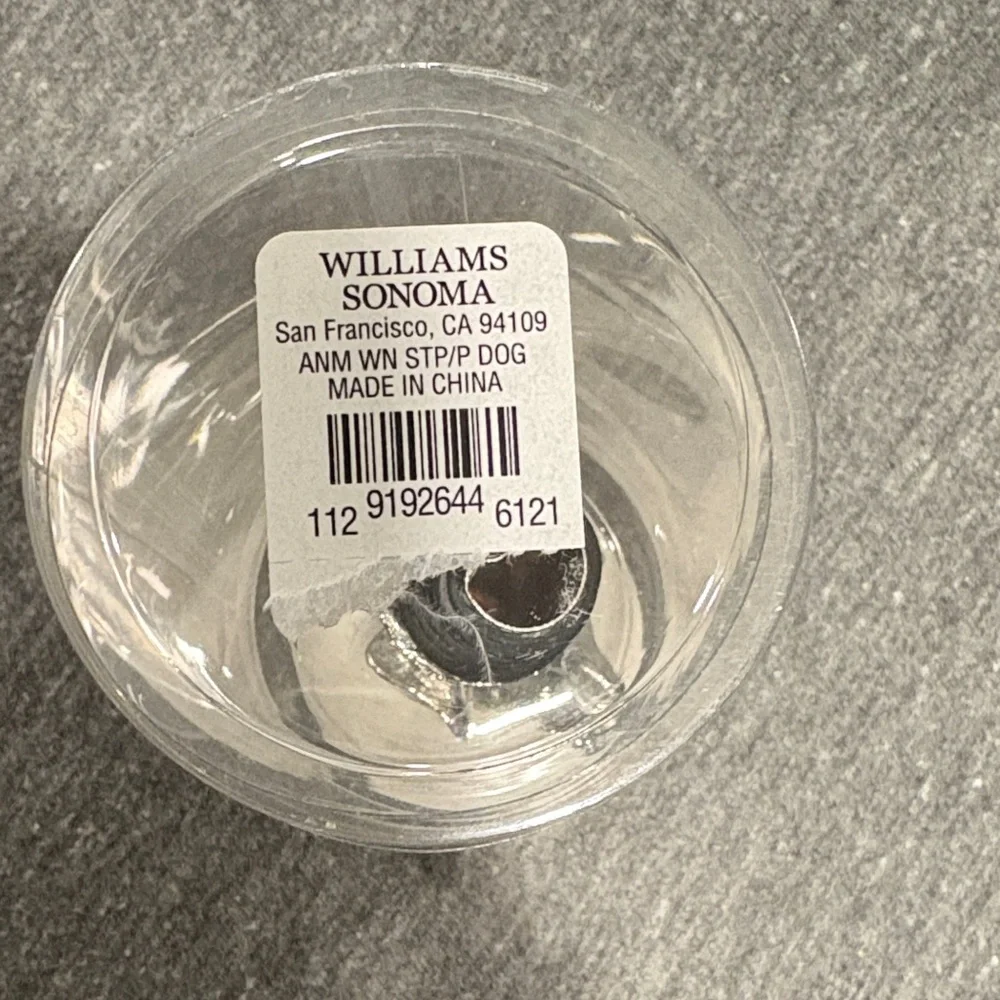 Williams Sonoma Clear Round Wine Stopper & Pourer